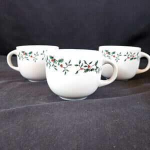 Royal Season's Stoneware Christmas Mugs Set of 3 Coffee Tea